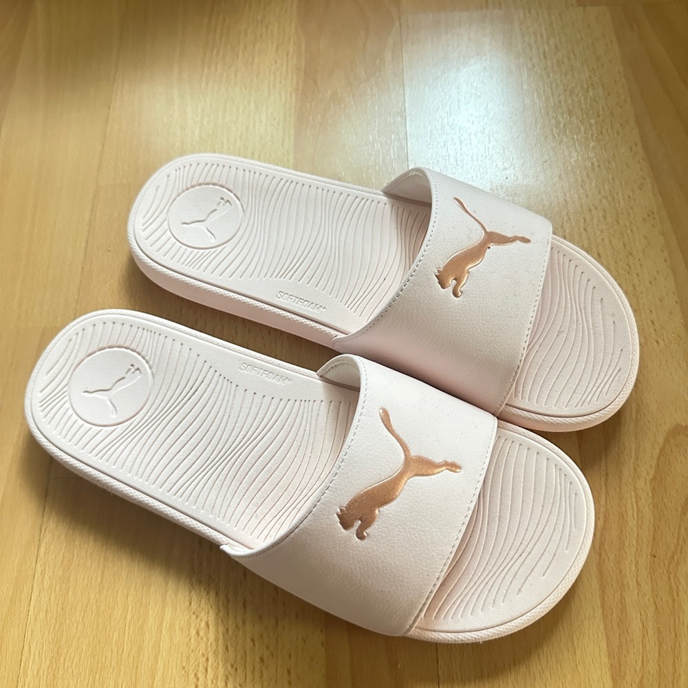 Puma Cool Cat 2.0 Flip Flop Foam pink sandals, womens size 10, NEW